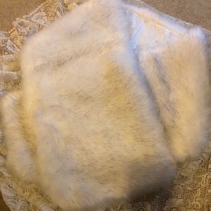 Ivory fur shawl
